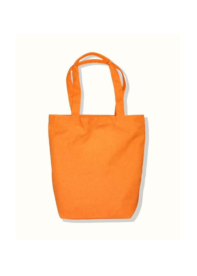 Her mèss  tote